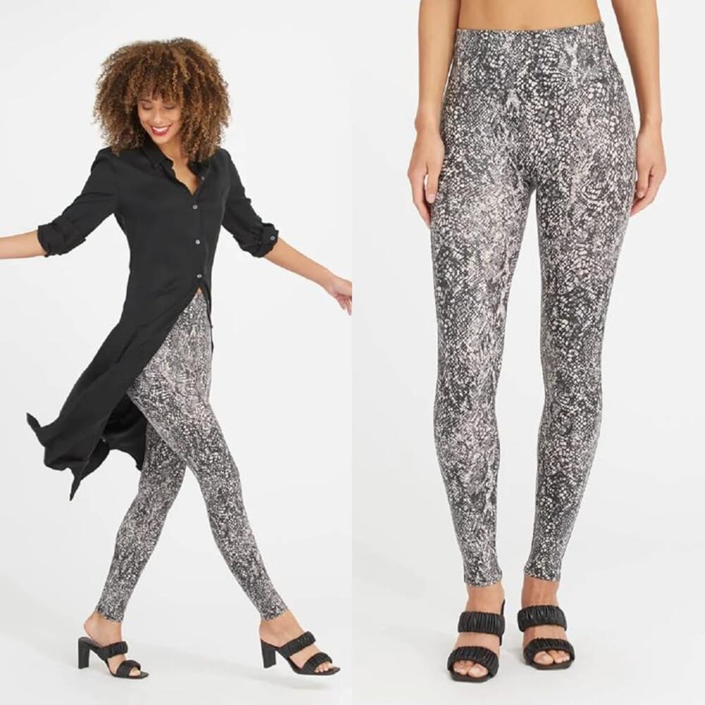 SPANX Womens Faux Leather Snake Shine Legging Size Medium Grey Snake Contour NWT